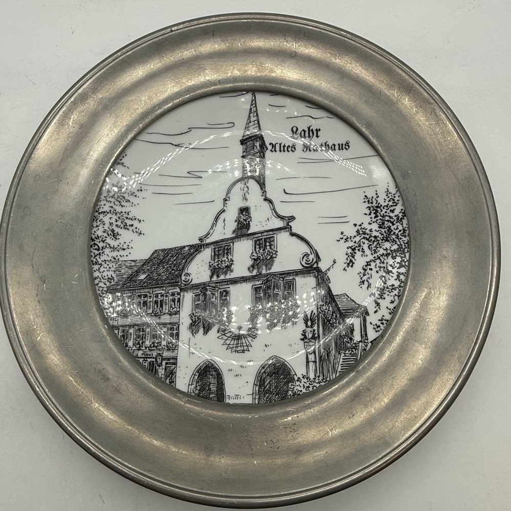 Bareuther Waldsassen Bavaria Germany Lahr Altes Rathaus metal‎ Rim Wall Plate